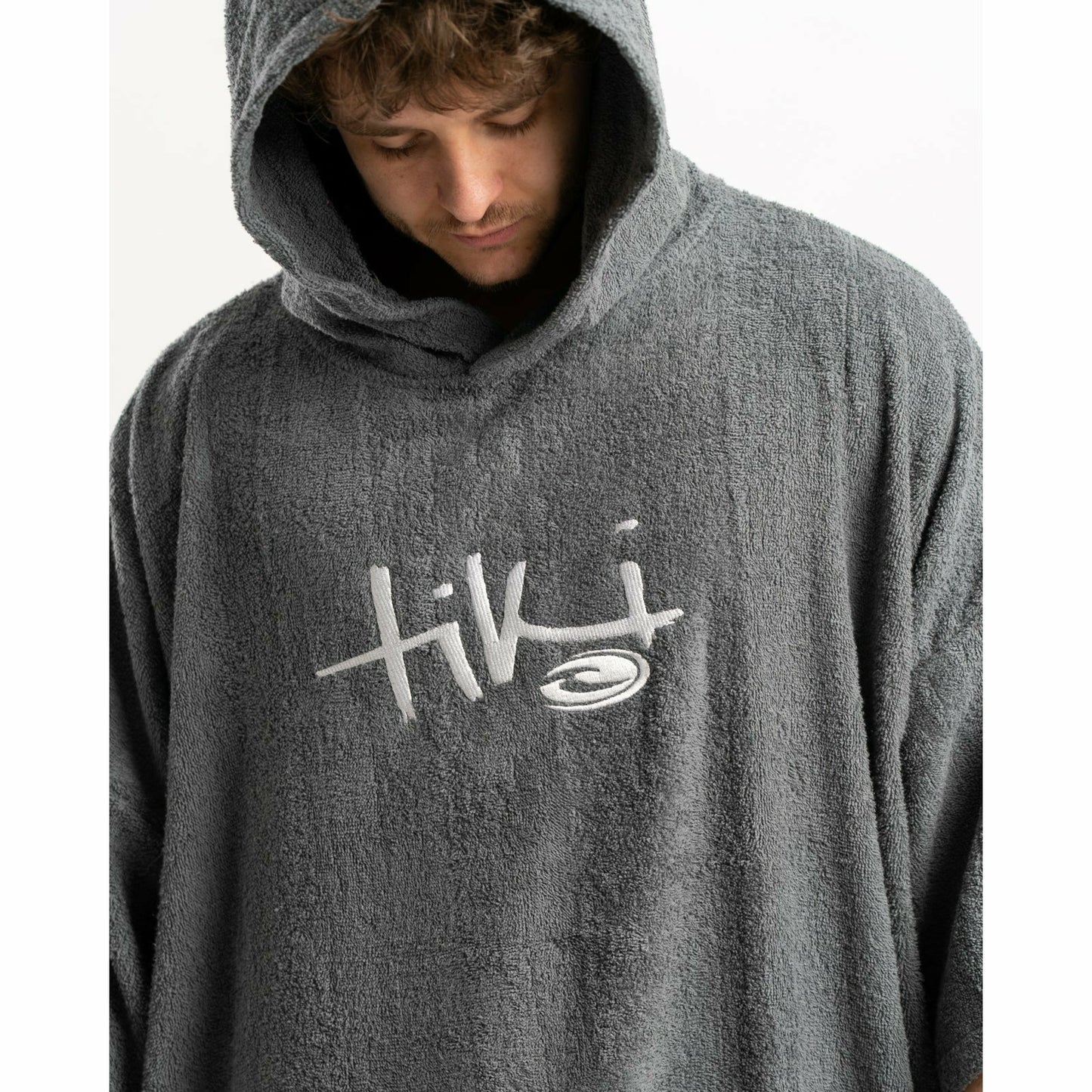 Tiki Adults Hooded Change Robe Grey